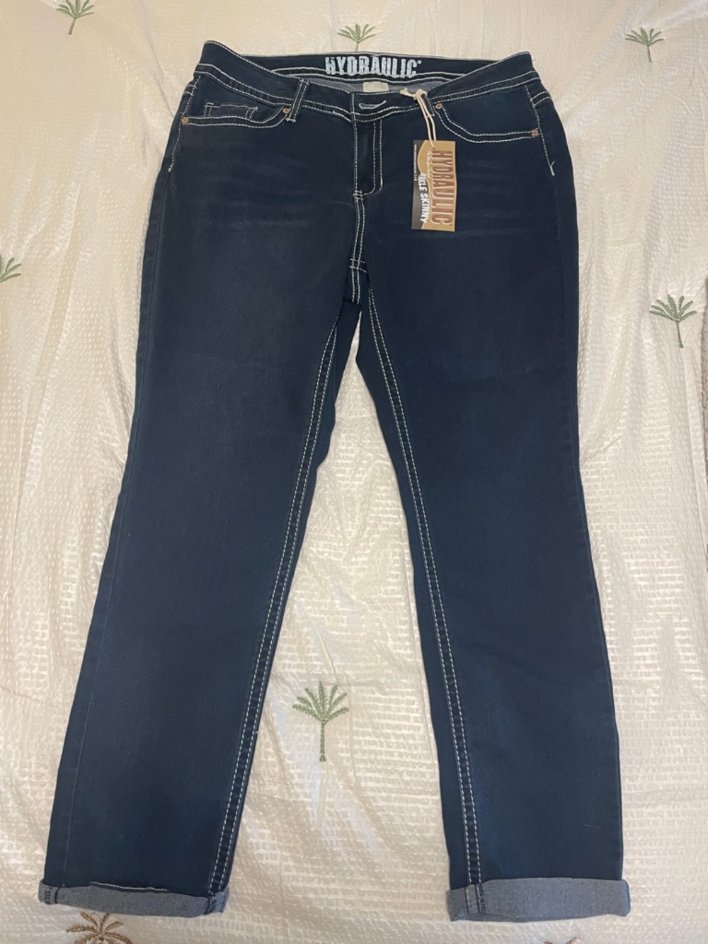 Hydraulic Women's Navy Blue Ankle Skinny Jeans with Contrast Stitching